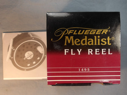 Pflueger Medalist 1495 AK NIB