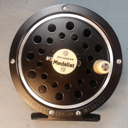 Pflueger Medalist 1495 AK NIB