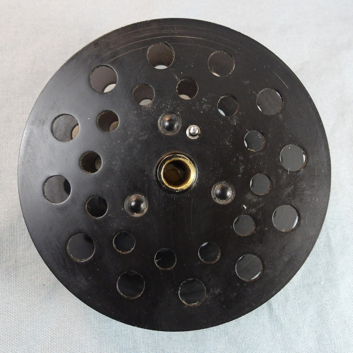 Pflueger Medalist 1495 Akron