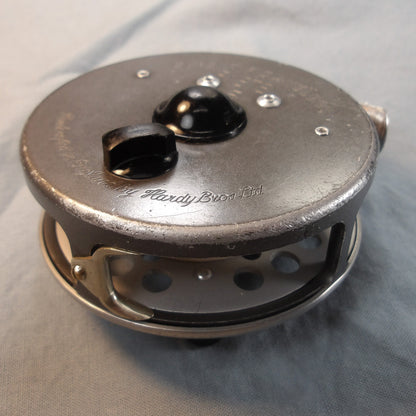 Scientific Anglers System 5 by Hardy with 2 extra spools