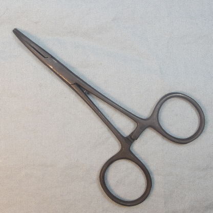Anglers Image 5" Curved Serrated Forcep