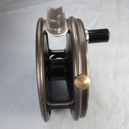 Hardy Perfect 3 3/8" with spare spool.